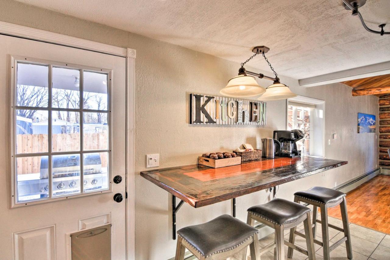 Downtown Buena Vista Cabin With Patio And Grill! Екстериор снимка